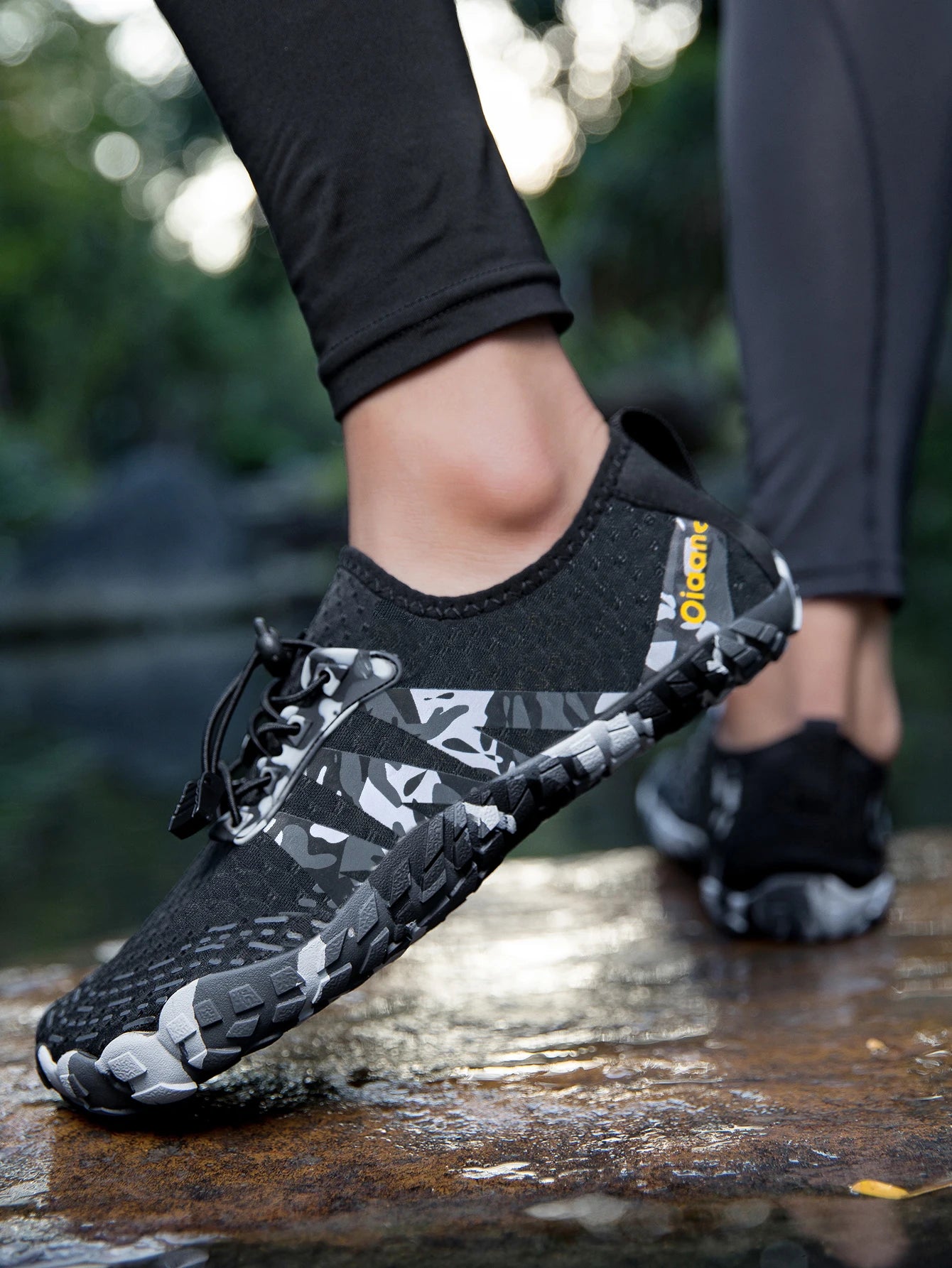 Wide Toe Barefoot Shoes Unisex Aqua Beach Sports Sneakers Black